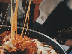 -亲昵春川鸡排(韩国美食街店)