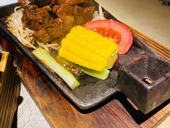 -穹六人间 people 6(岳阳路店)