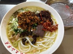 -文山荷鲜居(翠湖店)