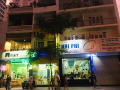 -The Sinh Tourist