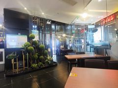 -玥记茶餐厅(十字门华发商都一期绸带店)