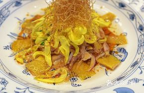 Fuding Taro and Sweet Osmanthus River Chicken