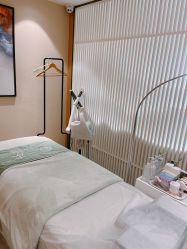 -一本X目奈子日式单根美睫专业店