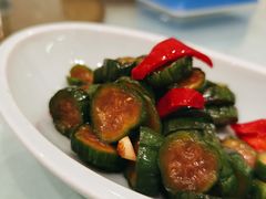 爽口黄瓜-深巷家味馆.湖北头牌红烧鱼头拌饭(黄陂店)