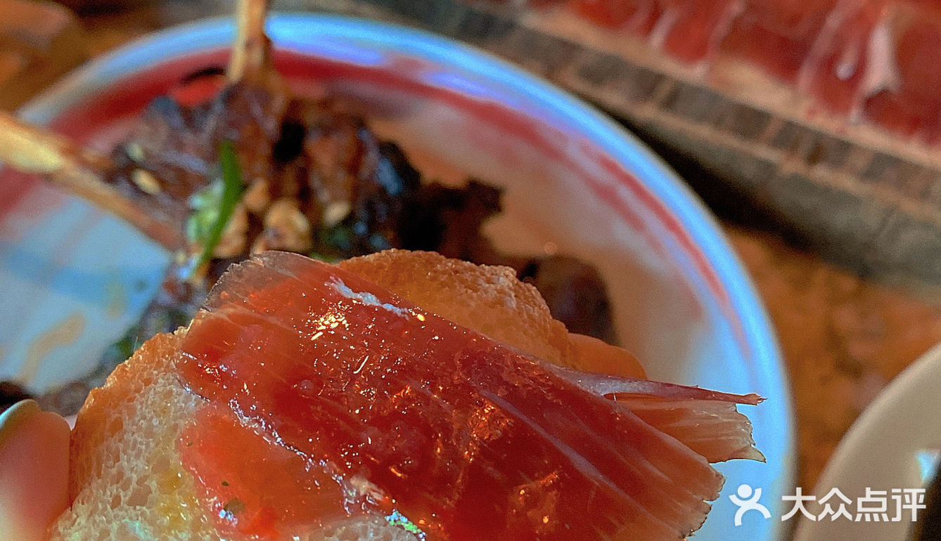 哇哦上海巴斯克排队王在深圳湾体育中心就能吃到啦〰・🌷・🍰