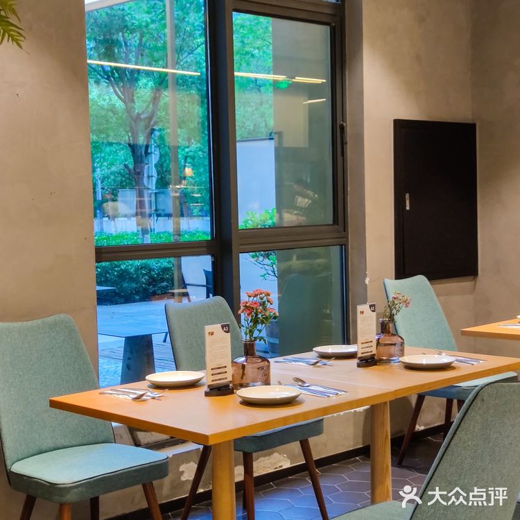 刷爆武汉人朋友圈的意大利餐厅,秀玉旗下高端品牌,我先撸了!