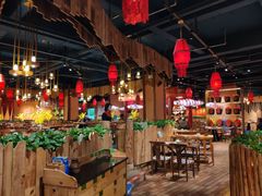 大堂-老滇山寨•云南特色菜•地方菜•民族风情歌舞表演(金碧店)