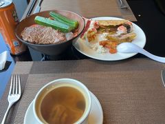 -大中华希尔顿酒店-念自助餐·嗨啤·小龙虾