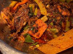 -嘎嘎鸭下巴·爆辣干锅(明教寺店)