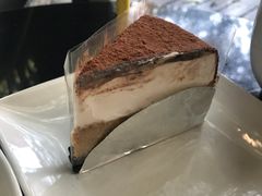 -莓园冰淇淋店