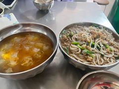 -正宗杨记普洱酸醋米线(总店)