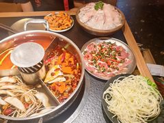 -晓宇重庆火锅(西安荟聚店)