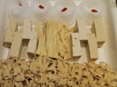 -福娣·金沙银贝海鲜火锅