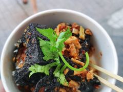 -黑色经典臭豆腐·湖南特产(步行街店)