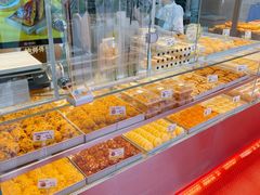 -鲍师傅糕点(青年汇店)
