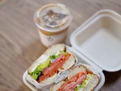 Smoked&nbsp;&nbsp;Salmon-HOLY BAGEL(苏河店)