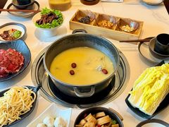 -汤宴·参须肚包鸡(南京路店)