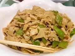 尖椒干豆腐-吾味小厨(沈阳梅江店)