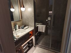 -成都武侯祠希尔顿惠庭酒店