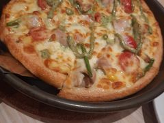 -必胜客(WOW中心城店)