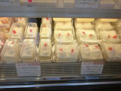 -红宝石·鲜奶小方·海派西点房(丰庄店)