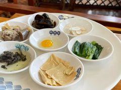 -桥香园过桥米线(国贸店)