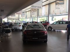 -上汽大众4S店(上海冠松店)