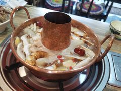 -香香腊排骨.野生菌火塘总店(束河店)