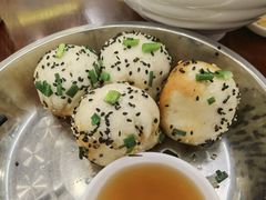 特色生煎-三两春(浦三路店)