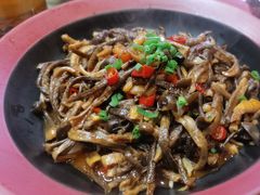砂锅鹿茸菌-福阿婆老牌湘菜(大润发店)