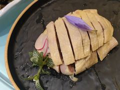 -小老板海鲜酒家(董家渡店)