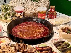 -扎起市井老火锅(乐山总店)