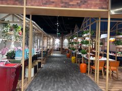 -渝信川菜 · 川味家常菜(财富购物中心店)