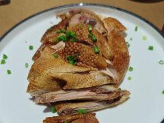 -东口码头·烧鸽子·鱼头泡饼·地方菜(金鹰悦城店)