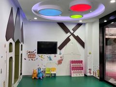 -雅悦齿科(顾村公园店)