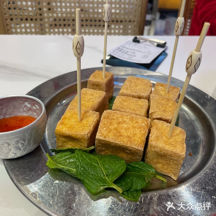 来福士的东南亚菜馆