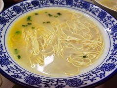 -面婆婆东台鱼汤面(湛江路店)