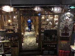 门面-老牌坊云南鱼豆花火锅(爱建店)