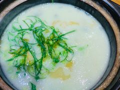 皮蛋瘦肉粥中-隆喜元鱼汤包·海鲜(中联广场店)