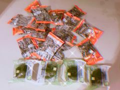 -来伊份1038(新村路三店)