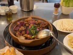 -胡须佬鸡煲四季火锅店(石厦西村直营店)