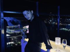 -VENU+海景酒廊