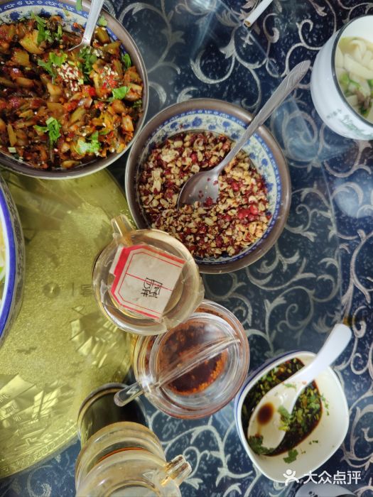 回辉登偰氏面片(东莲花美食街店)图片