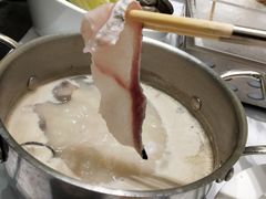 -红鼎豆捞·非遗鲍皇汤火锅(宝丰路店)