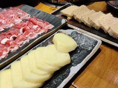 -呷哺呷哺 黄金牧场 (新中关购物中心店)