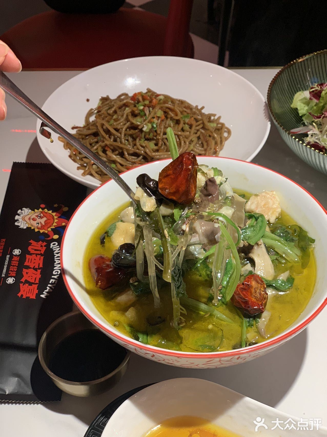 和小马一起合影喽🐴