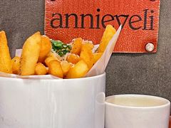 -阿妮叶李(光谷世界城店)