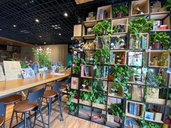 -ZING COFFEE 镜咖啡