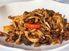 白玉菇爆炒鹅肝-佐度王子扒房(天鹅湖店)