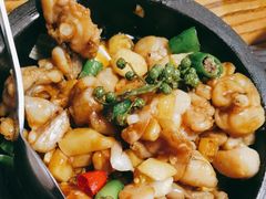石锅牛蛙-新白鹿餐厅(百联中环店)